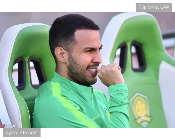 加亚球队展现出色比赛稳定性，备受球迷关注