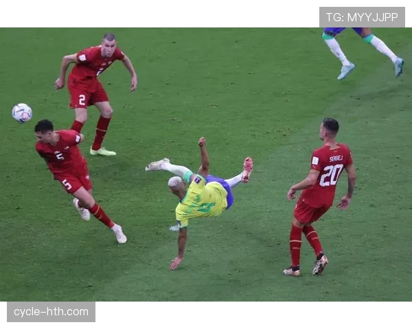 理查利森头球制胜，助球队击败劲敌