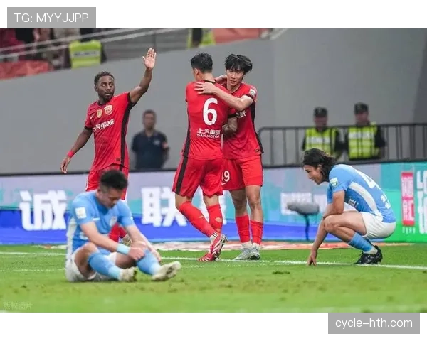 德甲新星闪耀赛场，转会市场掀起年轻球员抢购热潮