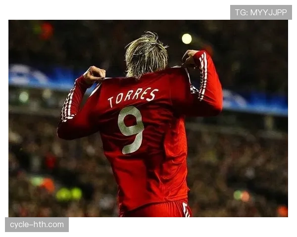 足球巨星重燃巅峰状态，传奇对决再掀关注热潮