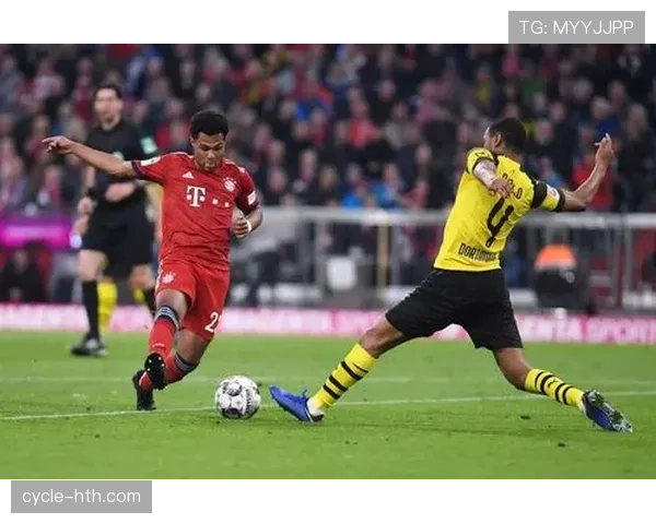 莱万多夫斯基重返多特蒙德，经典进球再现巅峰时刻