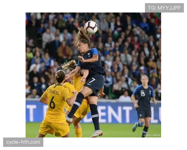 热那亚比赛节奏近期表现稳健,攻防转换效率持续提升 热那亚比赛节奏近期表现稳健,攻防转换效率持续提升