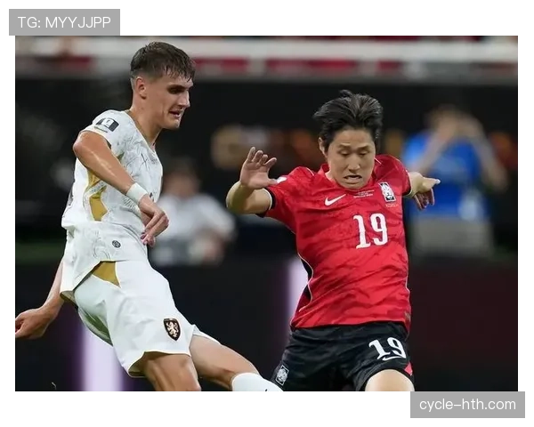 韩国队小组赛起伏明显，李刚仁能否接过进攻核心位置
